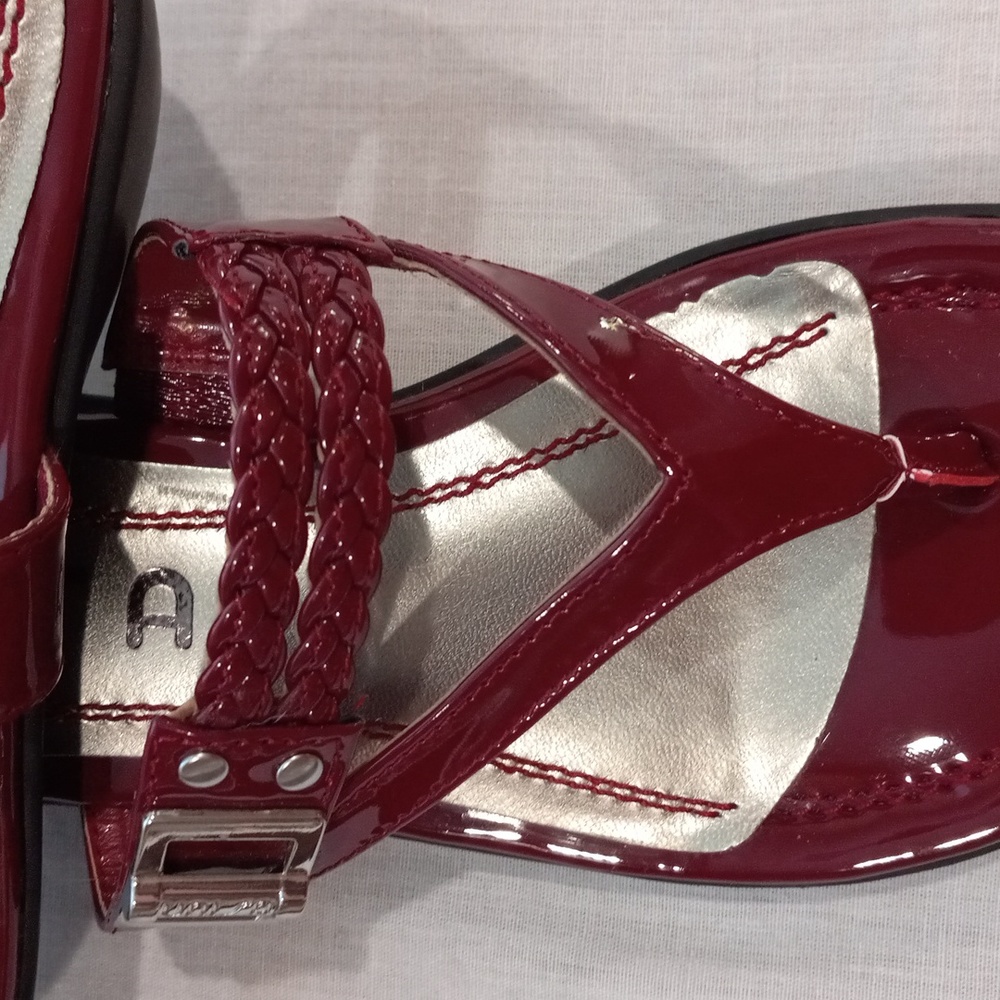 Sandals - Picture 3 of 12